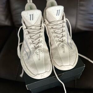 ANTA - Cream Basketball Shoes kt9